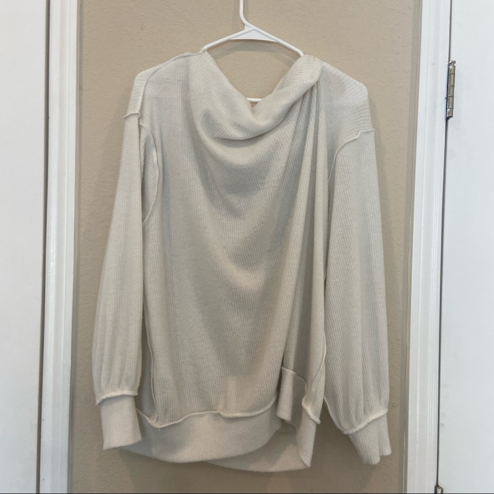 FREE PEOPLE WHITE OFF SHOULDER SWEATER